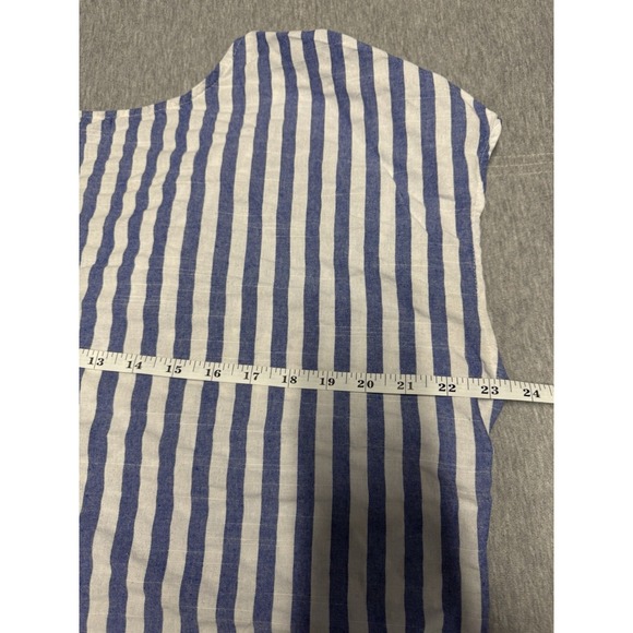Women's L / XL Blouse Seersucker Twisted Back Sleeveless White Blue Stripes - Picture 3 of 5